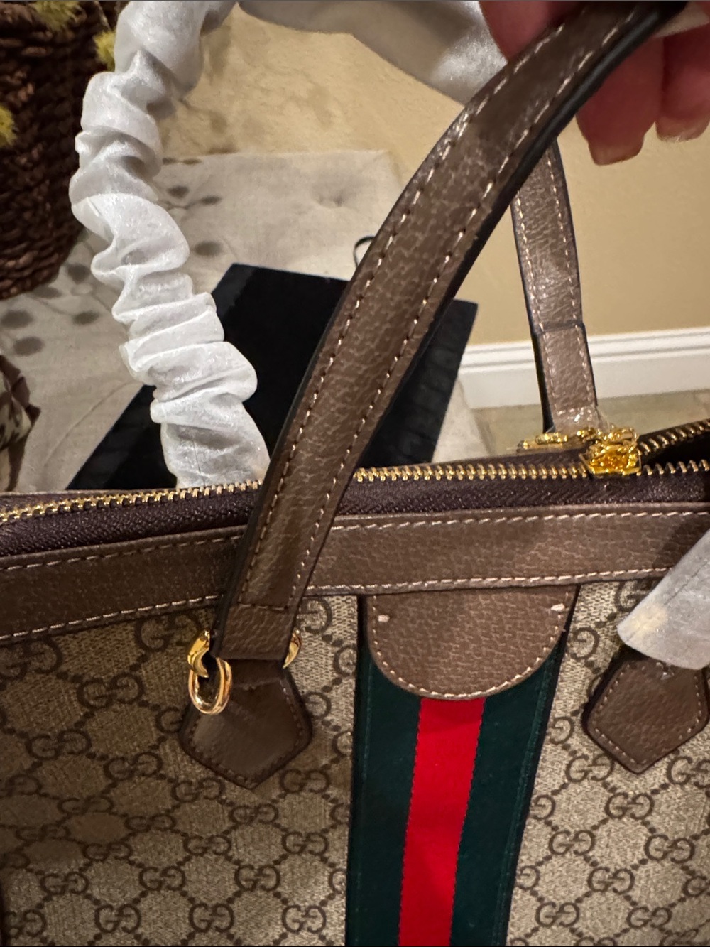 Gucci Ophidia Top Handles and Crossbody Straps Tote Bag - Picture 6 of 16